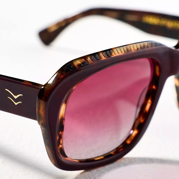 Anthropologie Tortoise and Pink Polarized Sunglasses - Picture 3 of 3